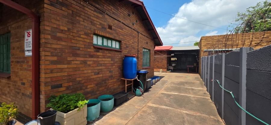3 Bedroom Property for Sale in Vanderbijlpark CW 4 Gauteng