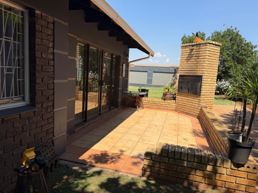 3 Bedroom Property for Sale in Van Dyk Park Gauteng