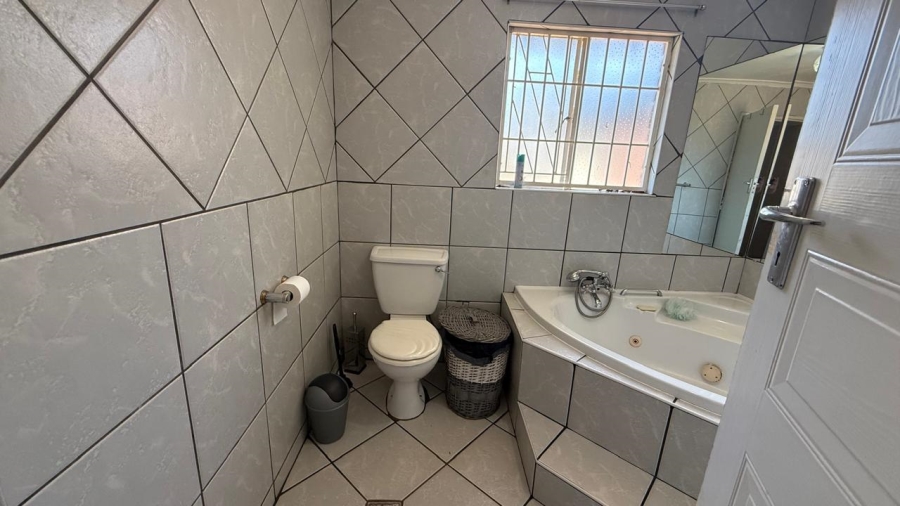 3 Bedroom Property for Sale in Van Dyk Park Gauteng