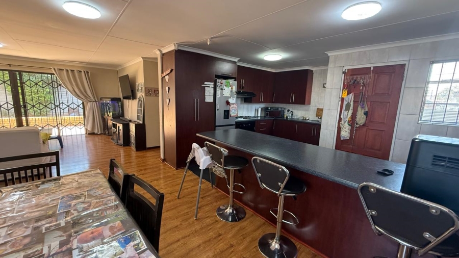 3 Bedroom Property for Sale in Van Dyk Park Gauteng