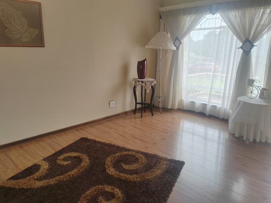 3 Bedroom Property for Sale in Freeway Park Gauteng