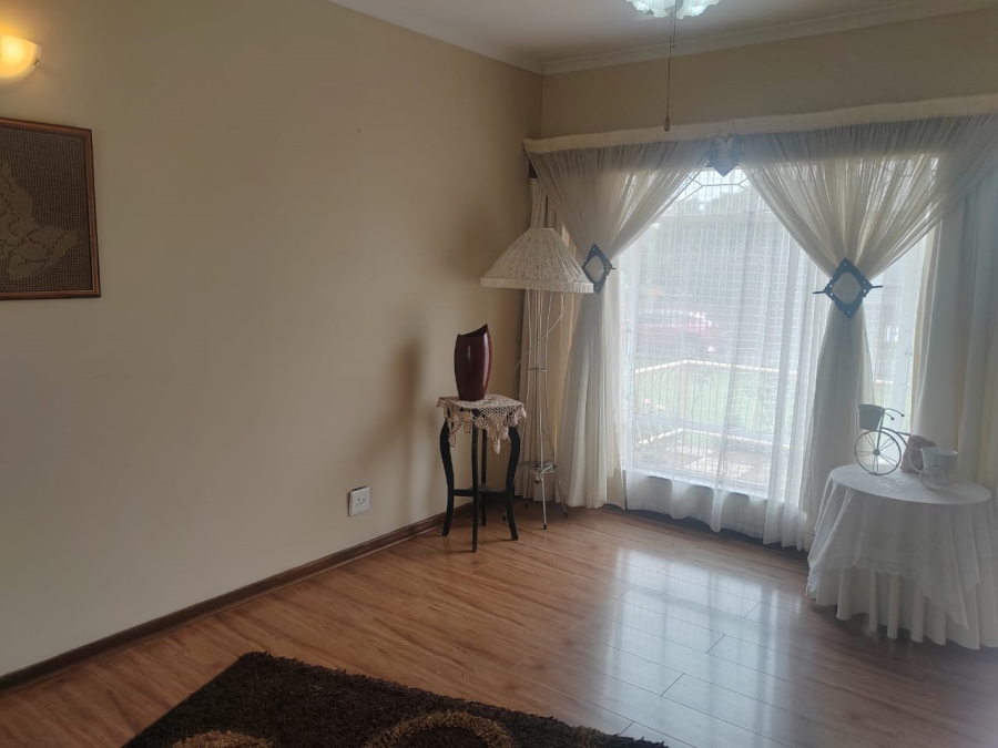 3 Bedroom Property for Sale in Freeway Park Gauteng