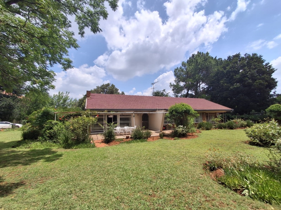 3 Bedroom Property for Sale in Three Rivers Proper Gauteng