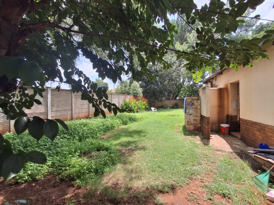 3 Bedroom Property for Sale in Three Rivers Proper Gauteng