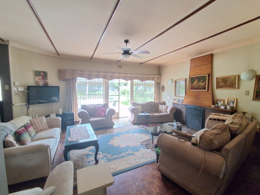 3 Bedroom Property for Sale in Three Rivers Proper Gauteng