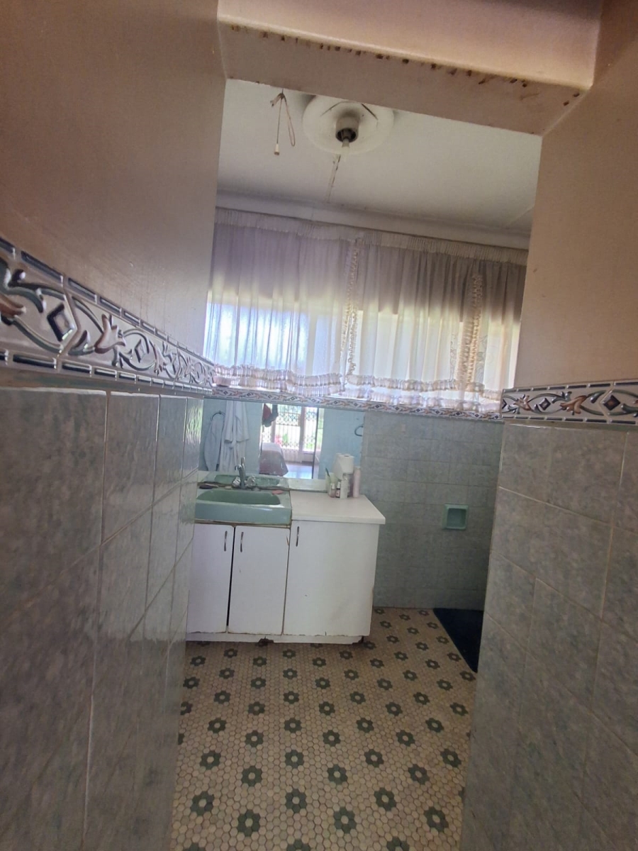 3 Bedroom Property for Sale in Three Rivers Proper Gauteng