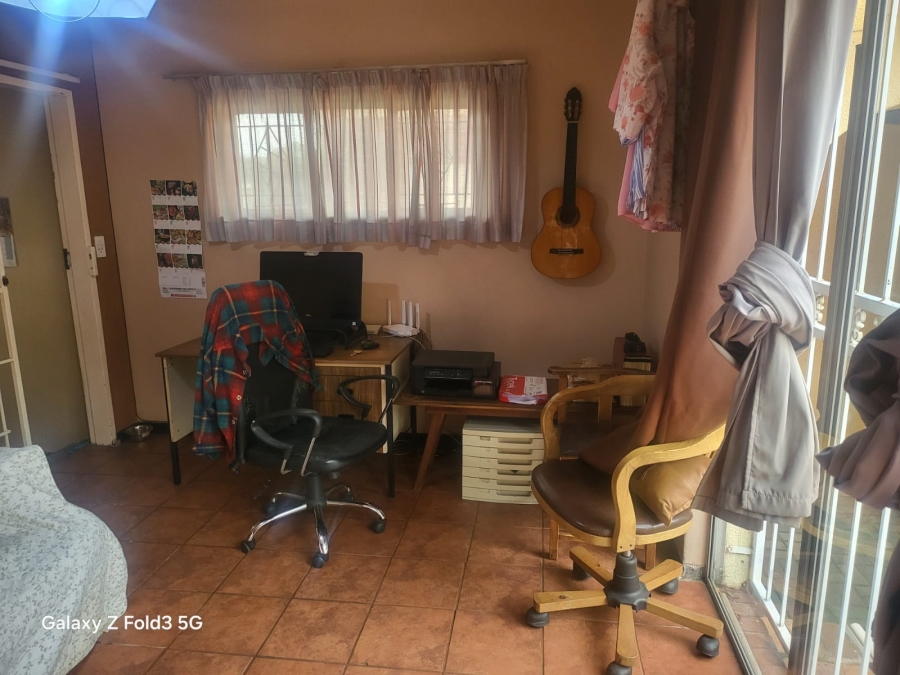 4 Bedroom Property for Sale in Selcourt Gauteng