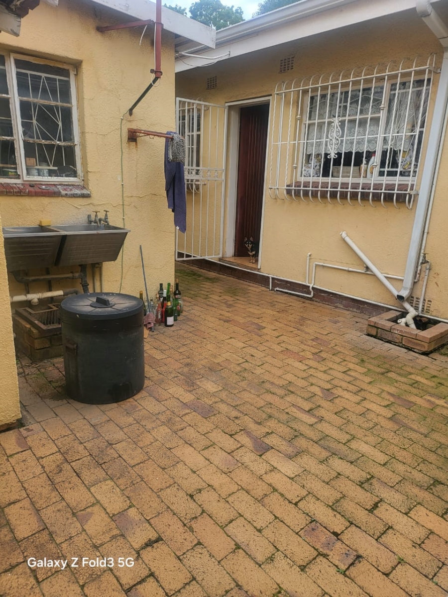 4 Bedroom Property for Sale in Selcourt Gauteng