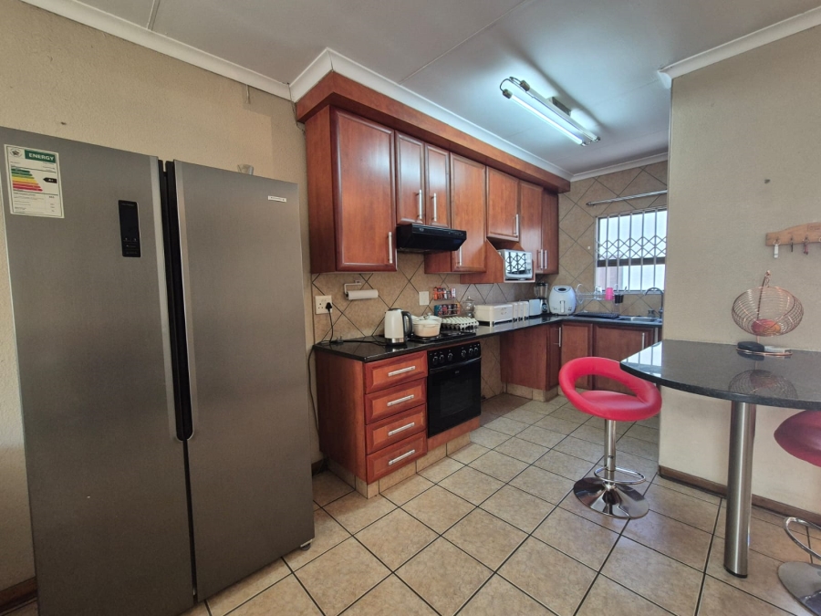 3 Bedroom Property for Sale in Vanderbijlpark SE 2 Gauteng