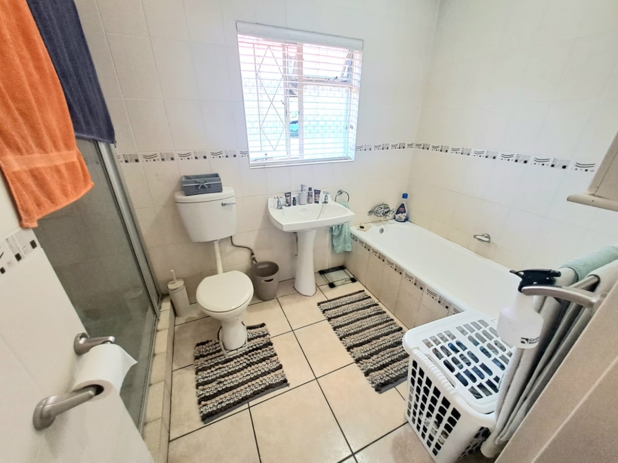 3 Bedroom Property for Sale in Risiville Gauteng