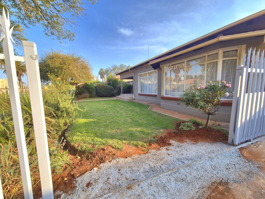 To Let 3 Bedroom Property for Rent in Brenthurst Gauteng