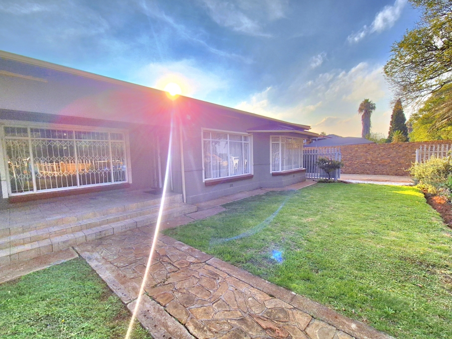 To Let 3 Bedroom Property for Rent in Brenthurst Gauteng