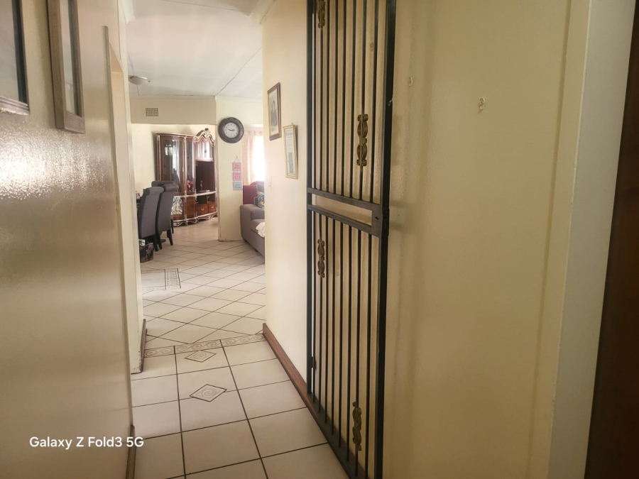 4 Bedroom Property for Sale in Selcourt Gauteng