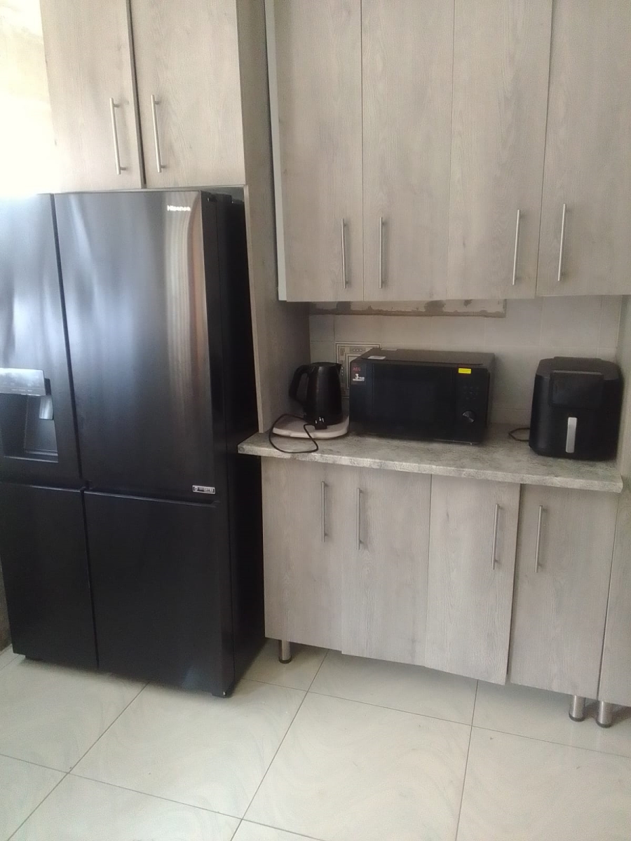 4 Bedroom Property for Sale in Selcourt Gauteng