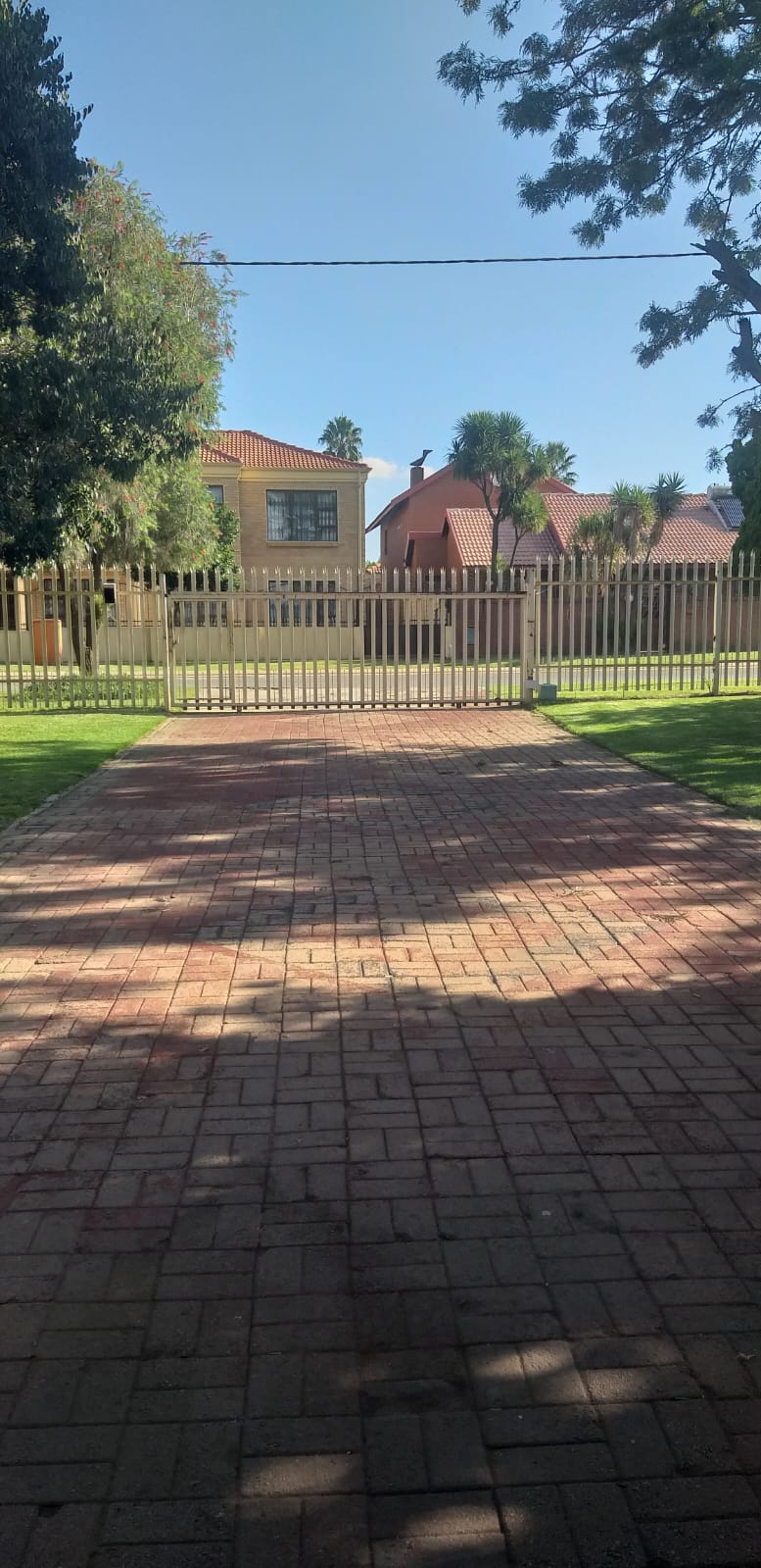 4 Bedroom Property for Sale in Selcourt Gauteng