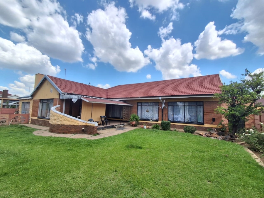 14 Bedroom Property for Sale in Vanderbijlpark SE 7 Gauteng