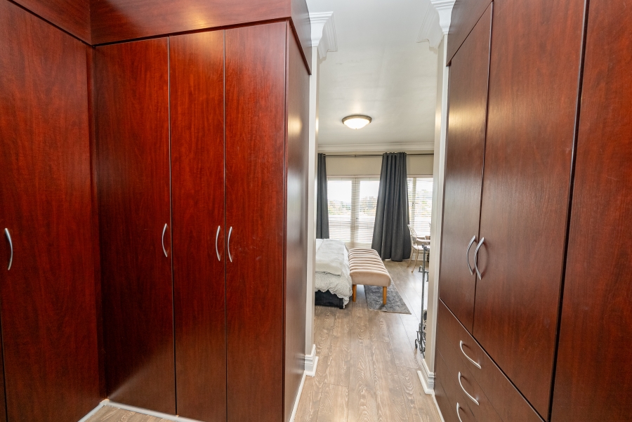 4 Bedroom Property for Sale in Waterkloof Ridge Gauteng