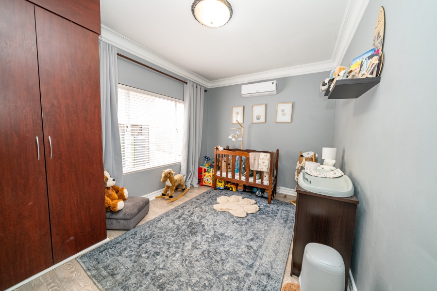 4 Bedroom Property for Sale in Waterkloof Ridge Gauteng