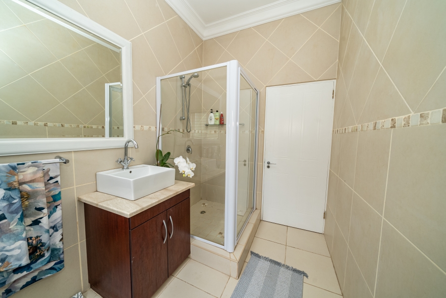 4 Bedroom Property for Sale in Waterkloof Ridge Gauteng