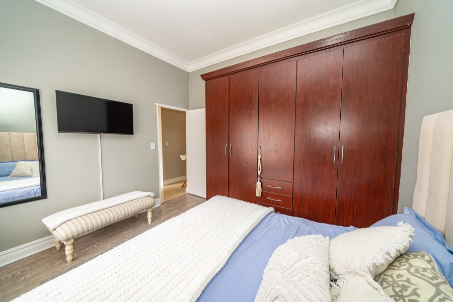 4 Bedroom Property for Sale in Waterkloof Ridge Gauteng