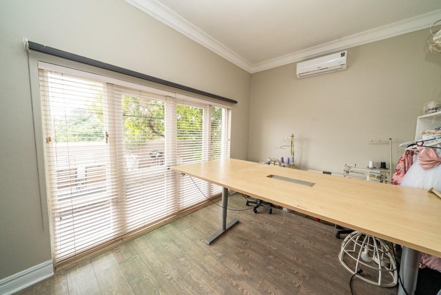 4 Bedroom Property for Sale in Waterkloof Ridge Gauteng