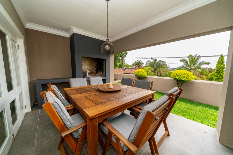 4 Bedroom Property for Sale in Waterkloof Ridge Gauteng