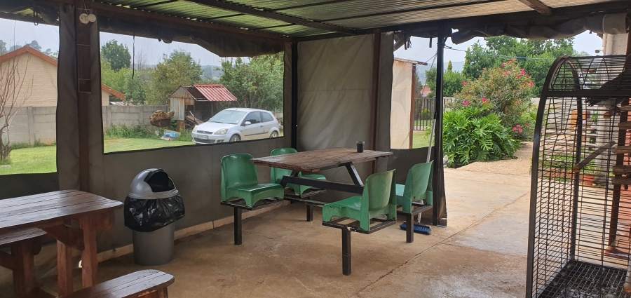 To Let 2 Bedroom Property for Rent in Rensburg Gauteng