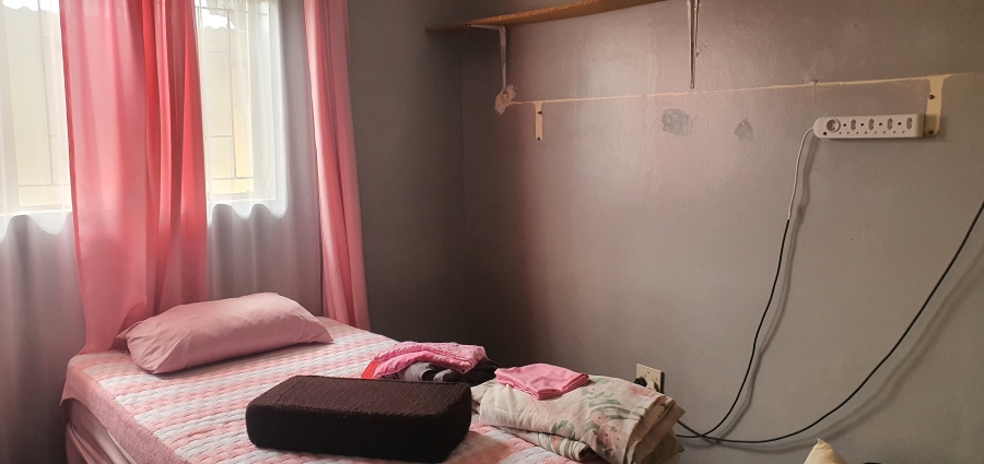 To Let 2 Bedroom Property for Rent in Rensburg Gauteng