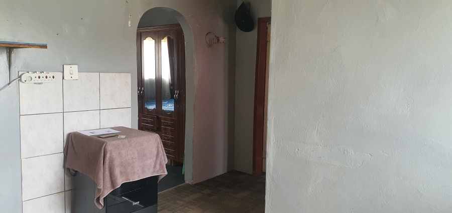 To Let 2 Bedroom Property for Rent in Rensburg Gauteng