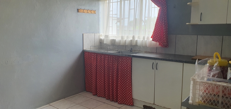 To Let 2 Bedroom Property for Rent in Rensburg Gauteng