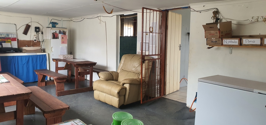 To Let 2 Bedroom Property for Rent in Rensburg Gauteng