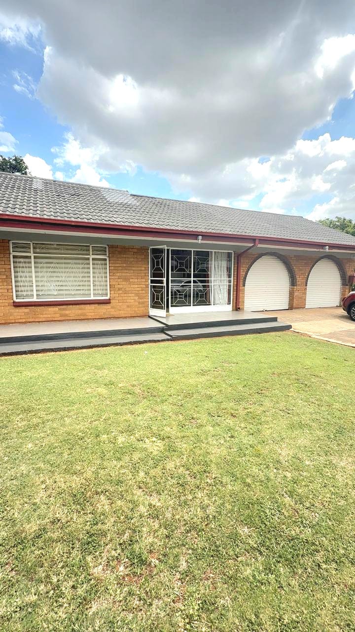 4 Bedroom Property for Sale in Golf Park Gauteng