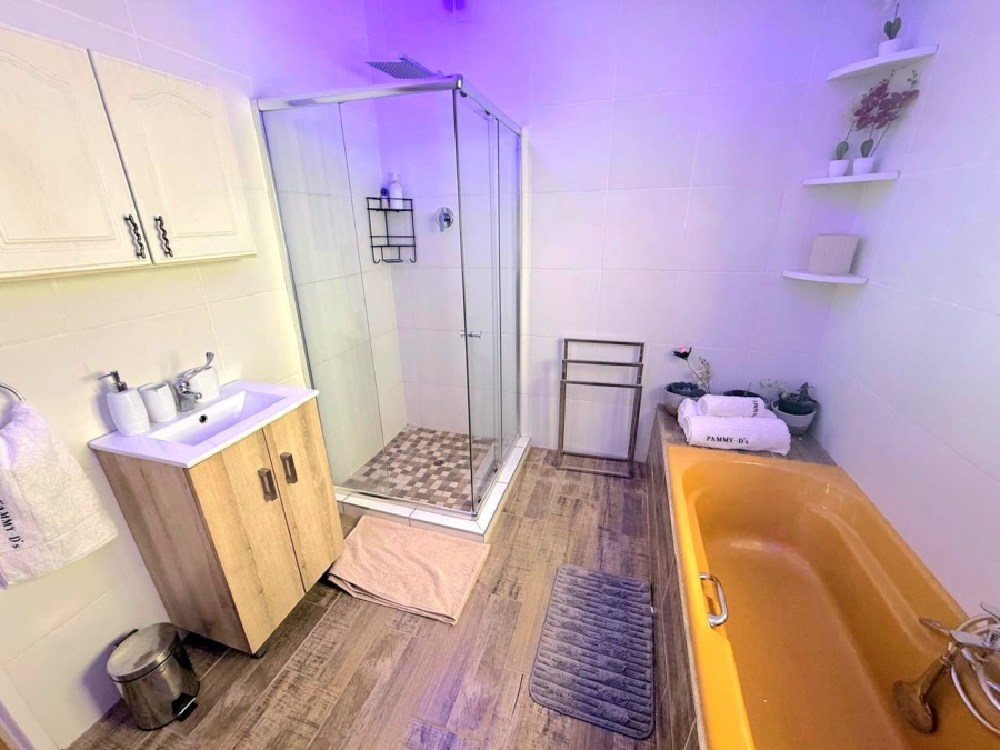 4 Bedroom Property for Sale in Golf Park Gauteng