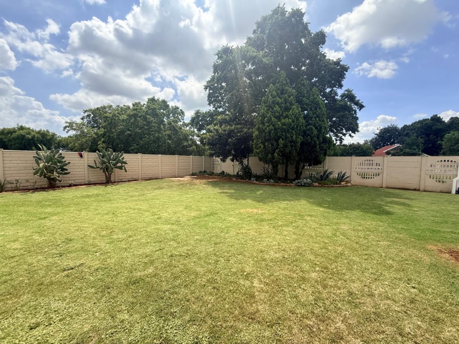 4 Bedroom Property for Sale in Golf Park Gauteng