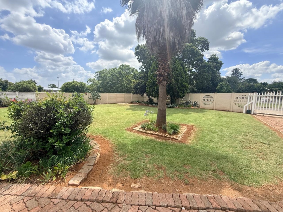 4 Bedroom Property for Sale in Golf Park Gauteng
