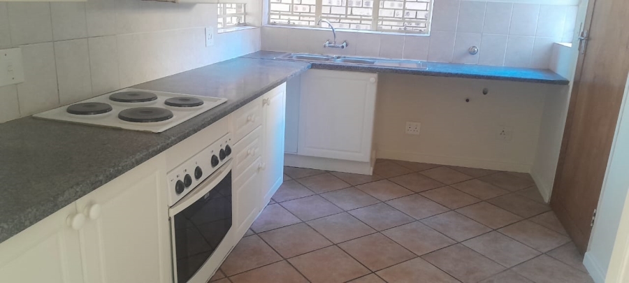 2 Bedroom Property for Sale in Magalieskruin Gauteng