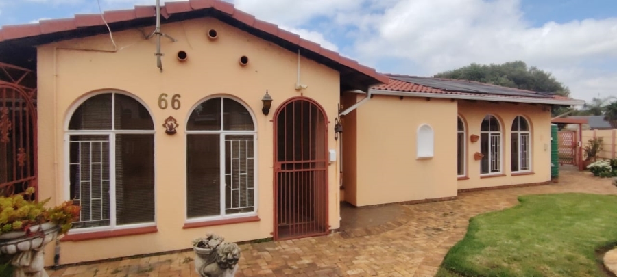 3 Bedroom Property for Sale in Brakpan North Gauteng