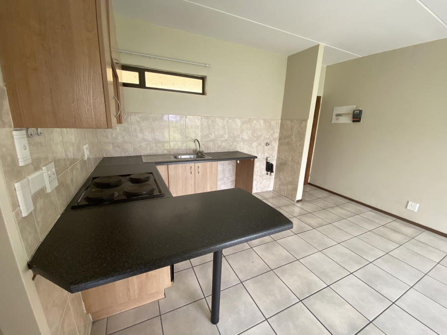 1 Bedroom Property for Sale in Parkrand Gauteng