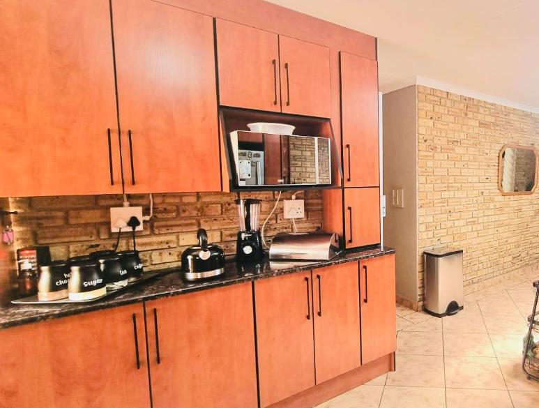 3 Bedroom Property for Sale in Noordheuwel Gauteng