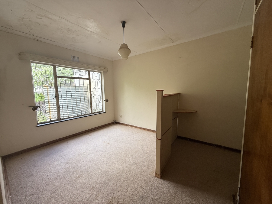 8 Bedroom Property for Sale in Kromdraai AH Gauteng