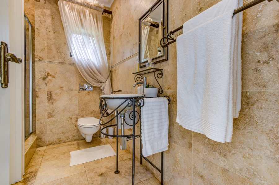 4 Bedroom Property for Sale in Serengeti Lifestyle Estate Gauteng