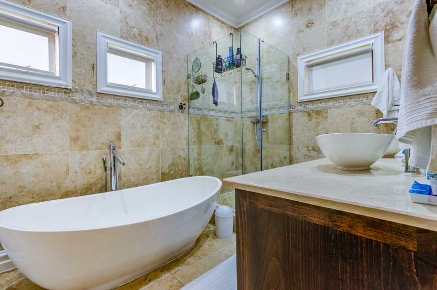 4 Bedroom Property for Sale in Serengeti Lifestyle Estate Gauteng