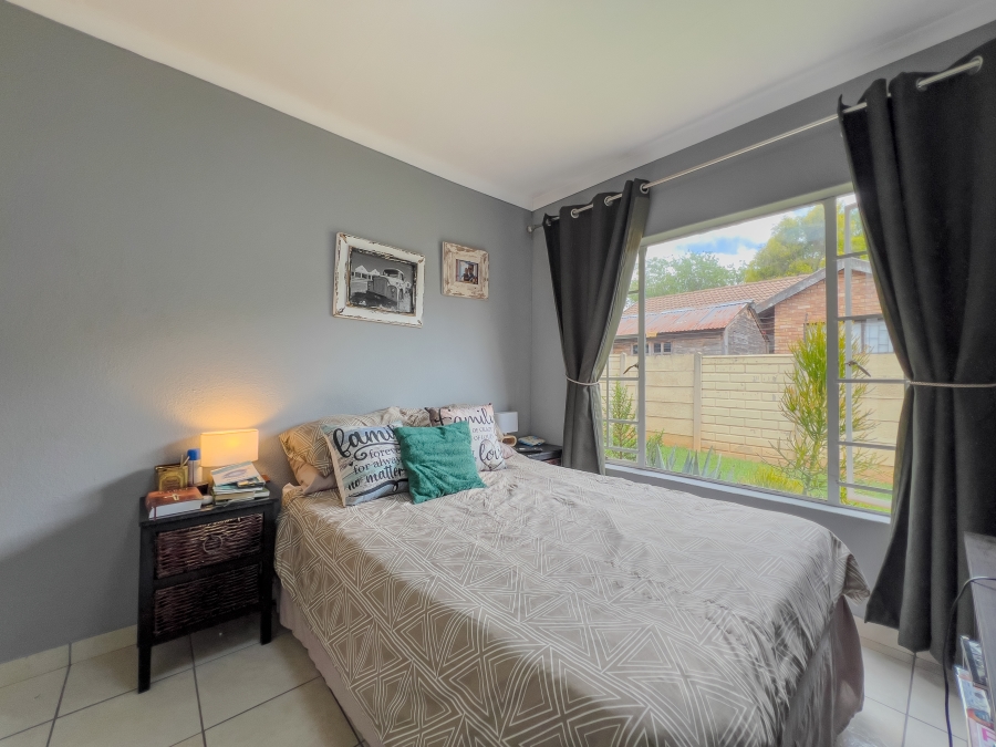 4 Bedroom Property for Sale in Glen Marais Gauteng