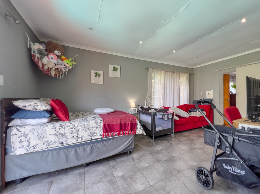 4 Bedroom Property for Sale in Glen Marais Gauteng