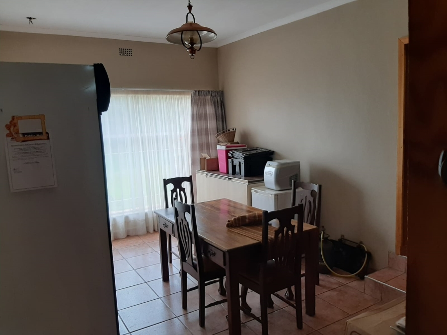 3 Bedroom Property for Sale in Mantevrede Gauteng