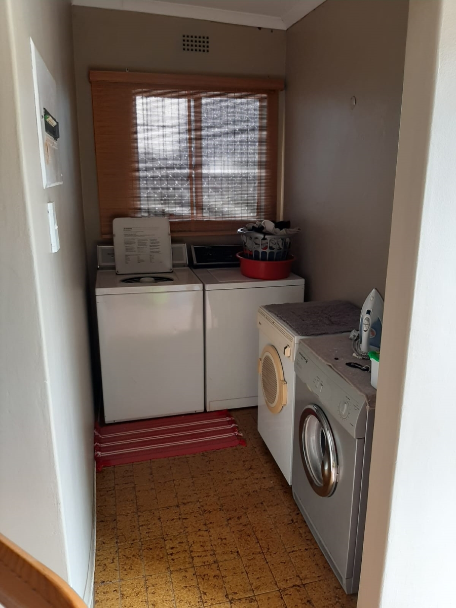 3 Bedroom Property for Sale in Mantevrede Gauteng