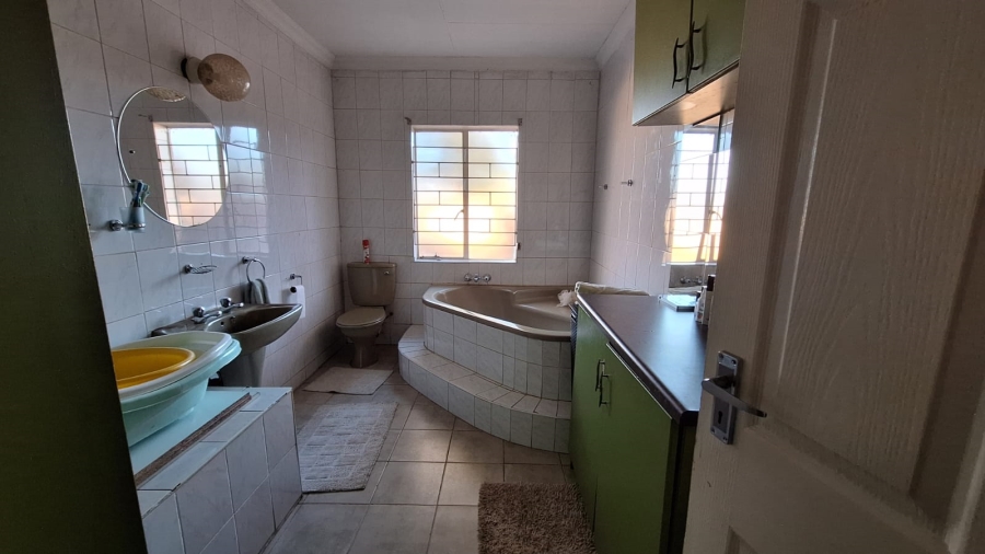 3 Bedroom Property for Sale in Waldrift Gauteng
