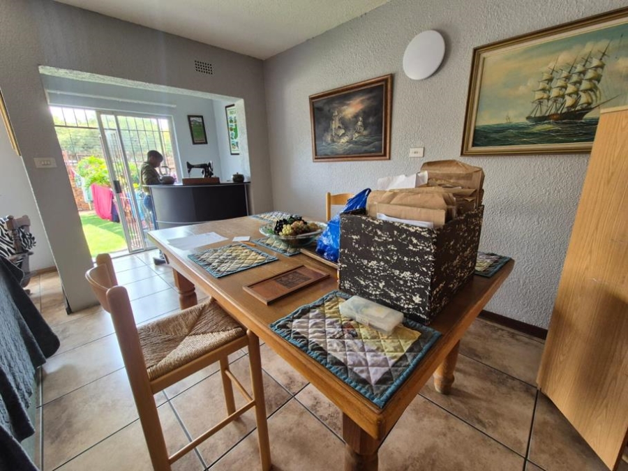 3 Bedroom Property for Sale in Brackenhurst Gauteng