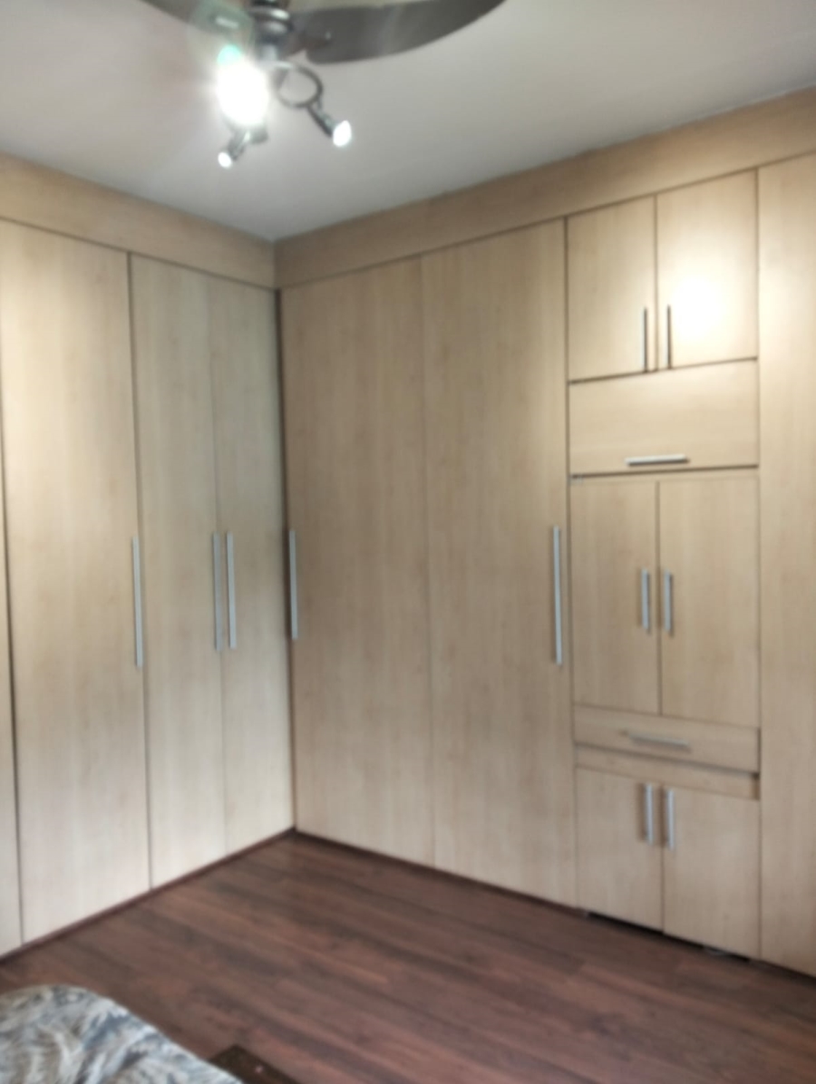 7 Bedroom Property for Sale in Lambton Gauteng