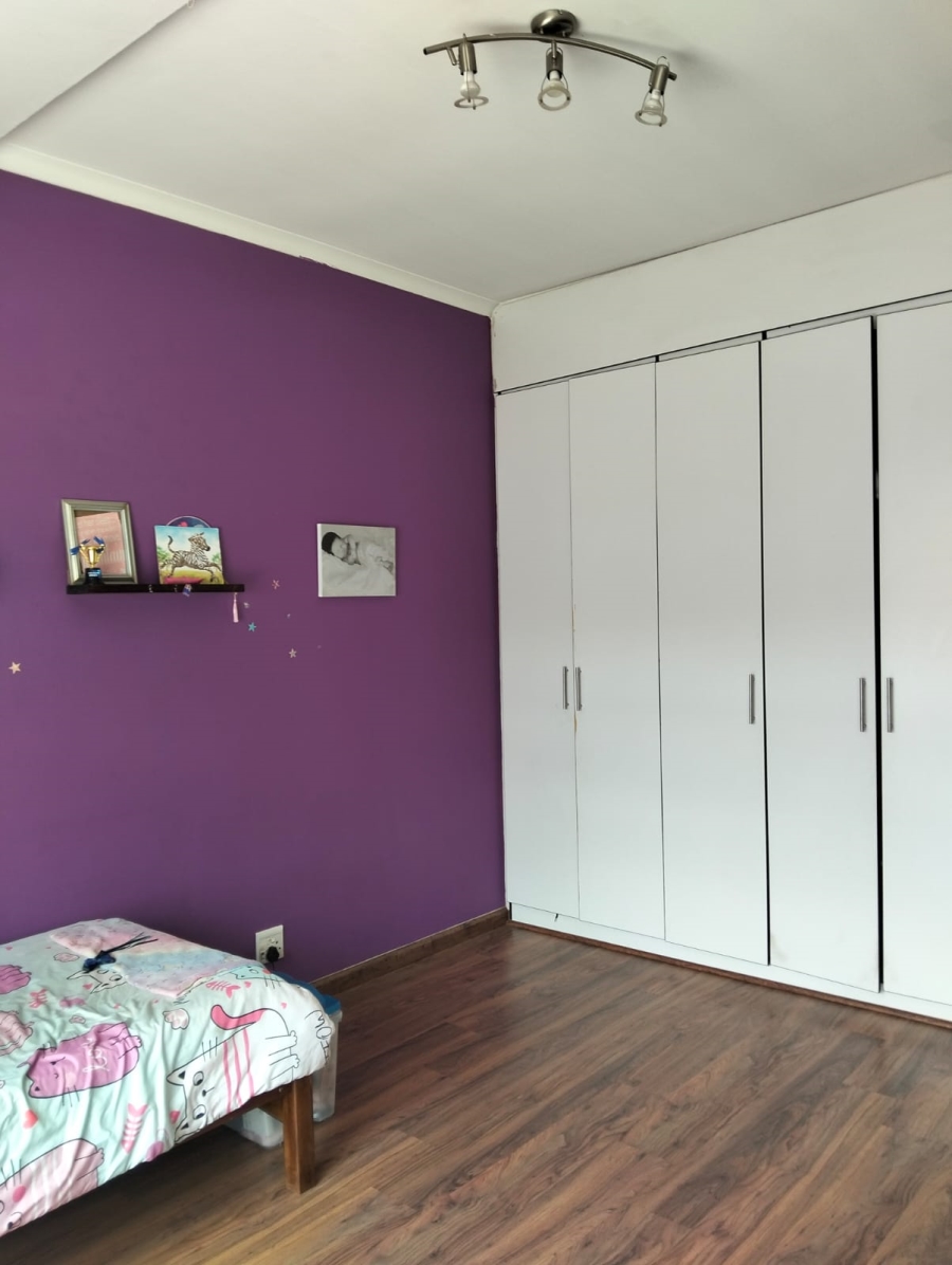 7 Bedroom Property for Sale in Lambton Gauteng